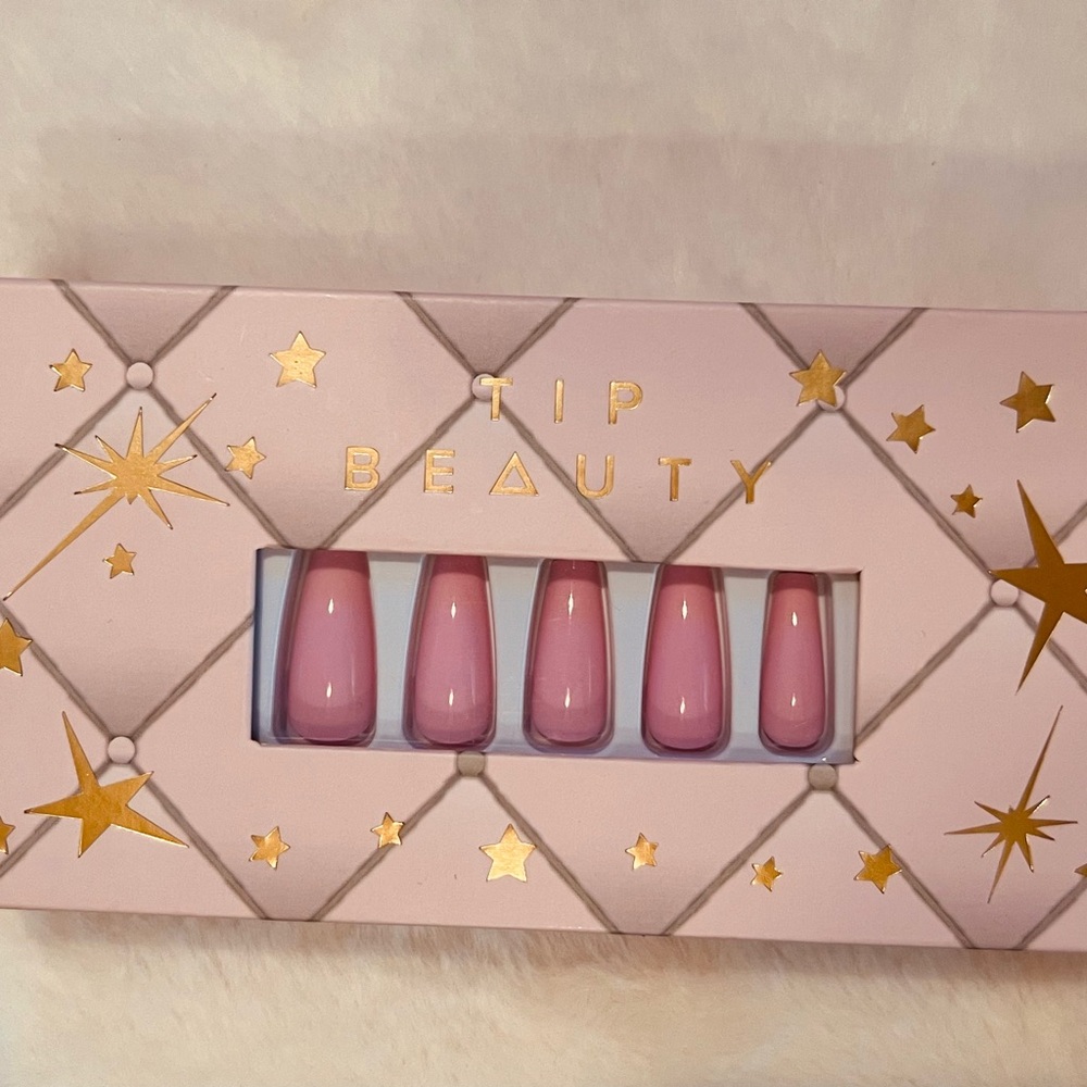 Press On Nails